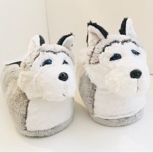NWT Animal Slippers Ultra Plush